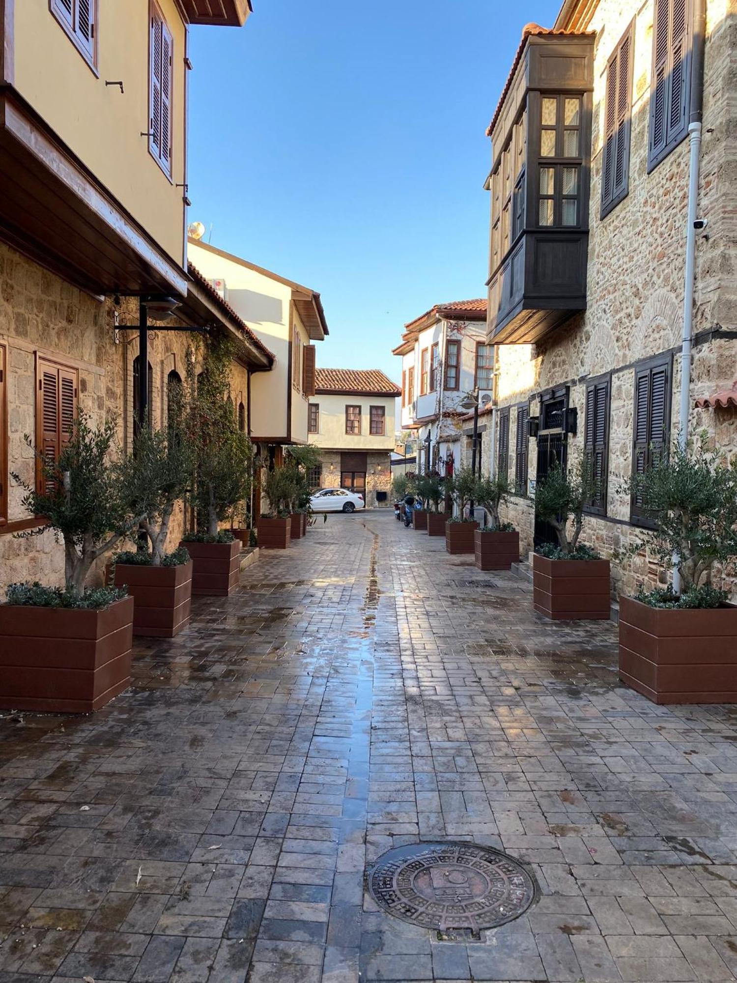 Konak Hotel Kaleici Анталья Экстерьер фото